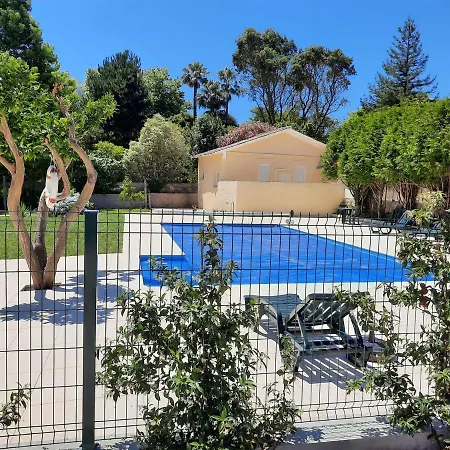 招待所 Metro Vilar & 3*