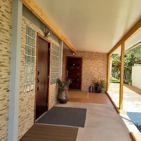 Metro Vilar & Maison d'hôtes