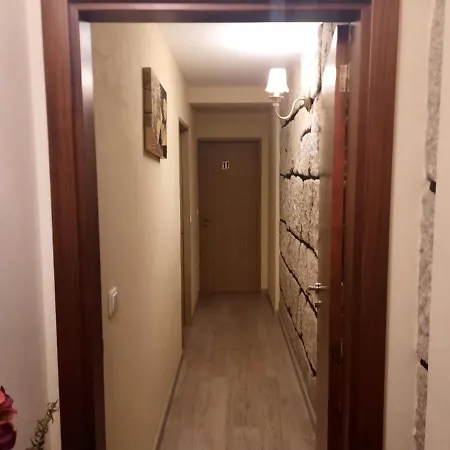 Metro Vilar & 3*