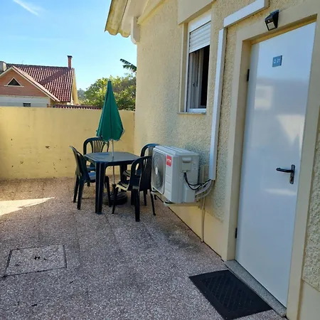 招待所 Metro Vilar &