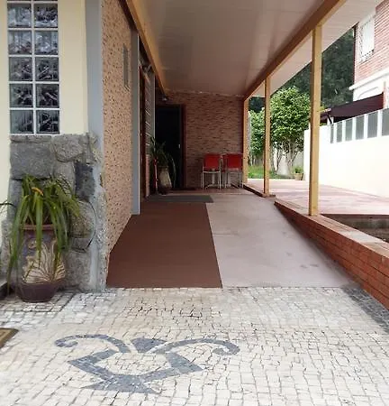 Metro Vilar & Maison d'hôtes 3*