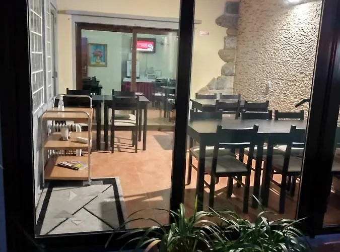 Metro Vilar & Pensjonat 3*