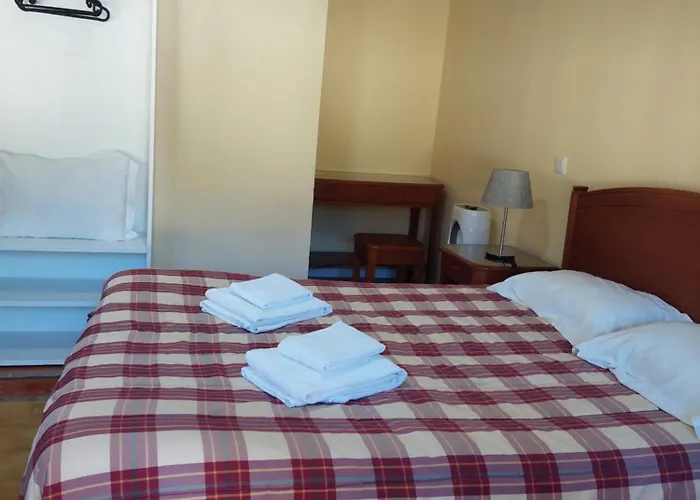 招待所 Metro Vilar &