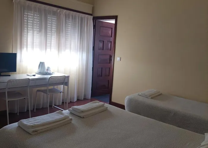 Metro Vilar & Pensjonat Vilar do Pinheiro