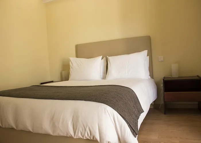 Metro Vilar & Pensjonat Vilar do Pinheiro